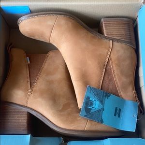 ✨Toms Esme Tan Leather Booties✨